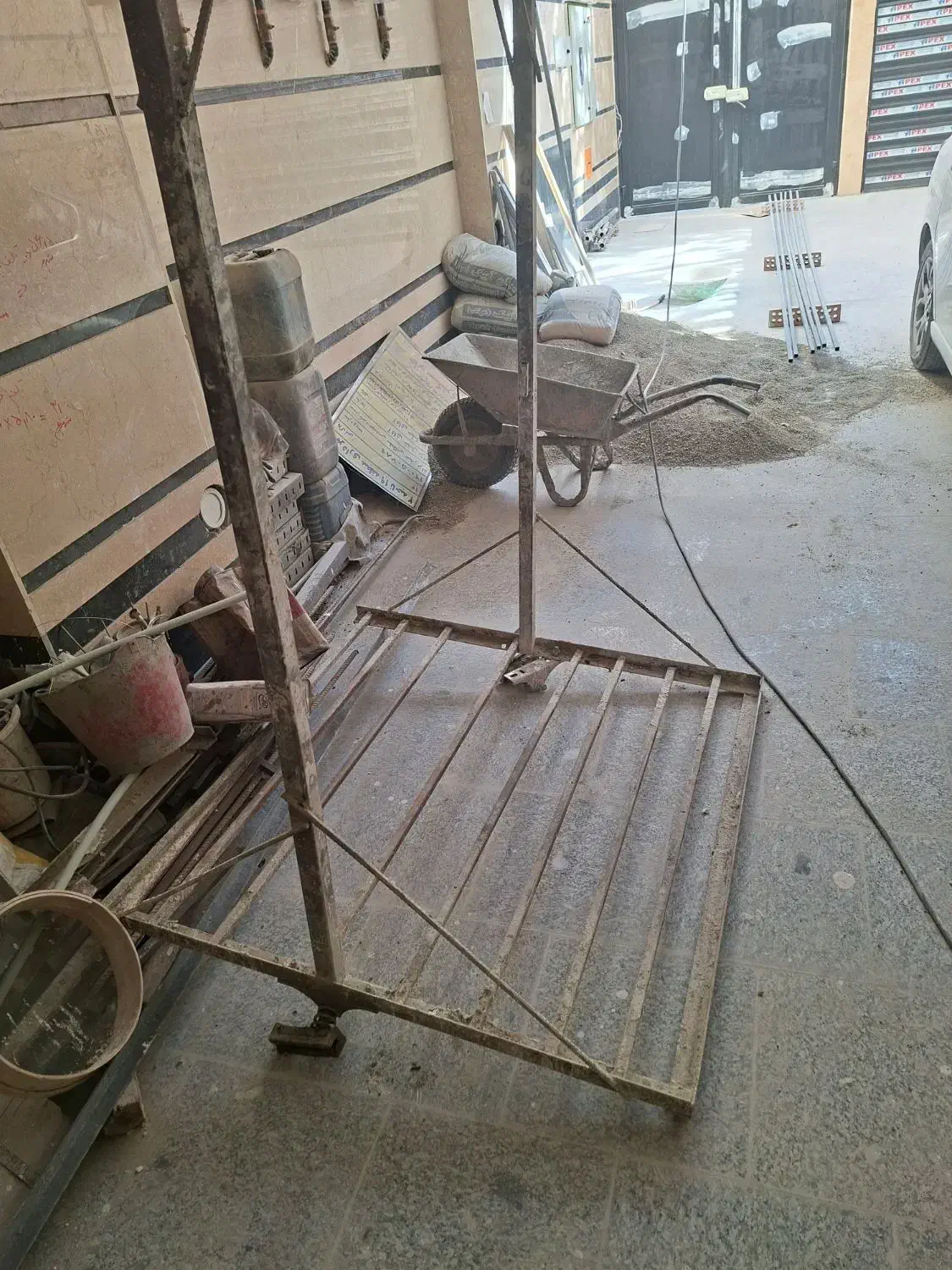 کفی برا بالا بردن مصالح ساختمان|مصالح و تجهیزات ساختمان|تهران, عبدلآباد|دیوار