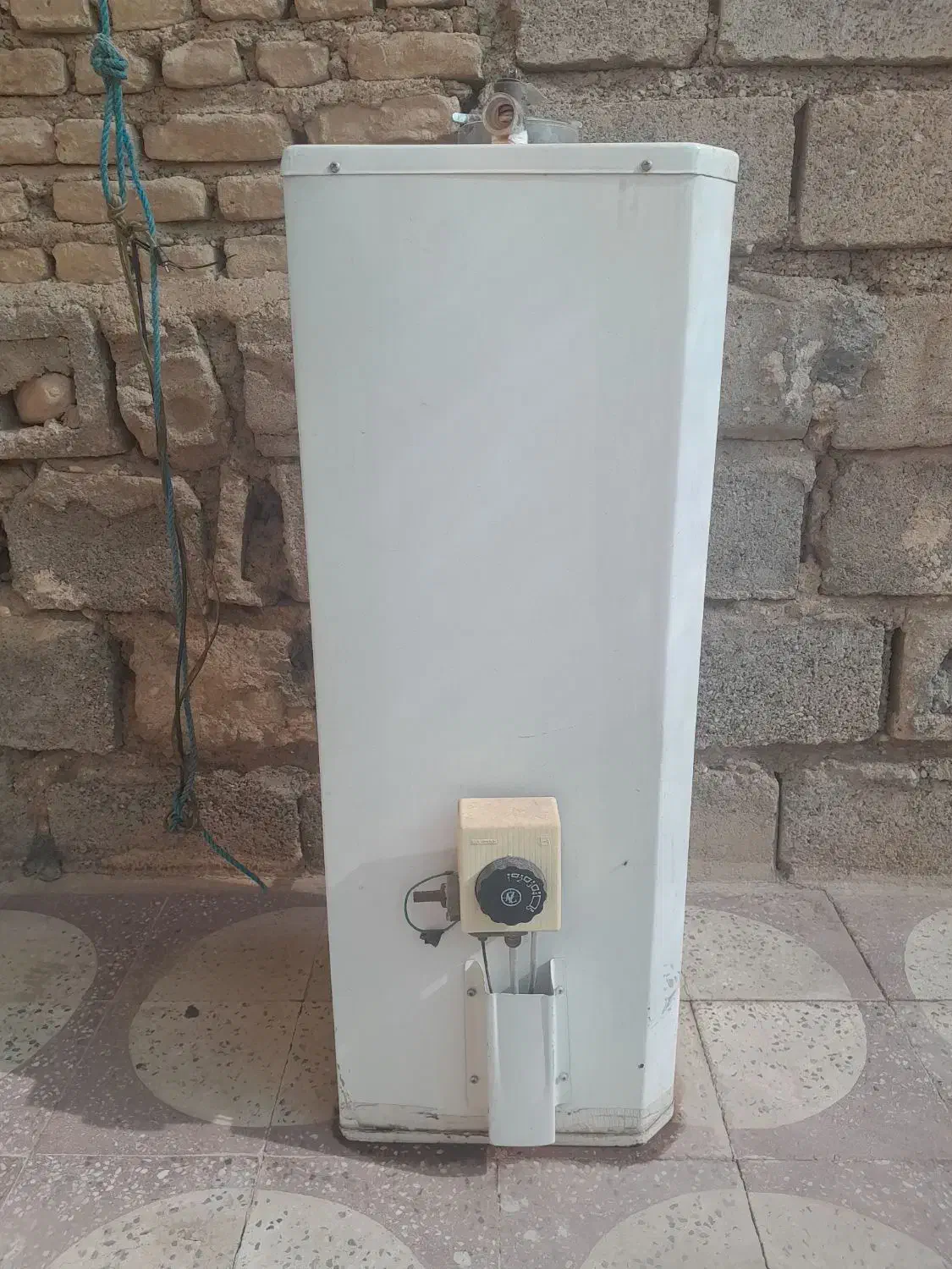 آبگرمن مخزنی|آبگرمکن، پکیج، شوفاژ|اندیمشک, |دیوار