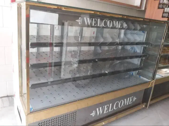 یخچال فریزر کیک و جا اجیلی|کافیشاپ و رستوران|سبزوار, باهنر|دیوار