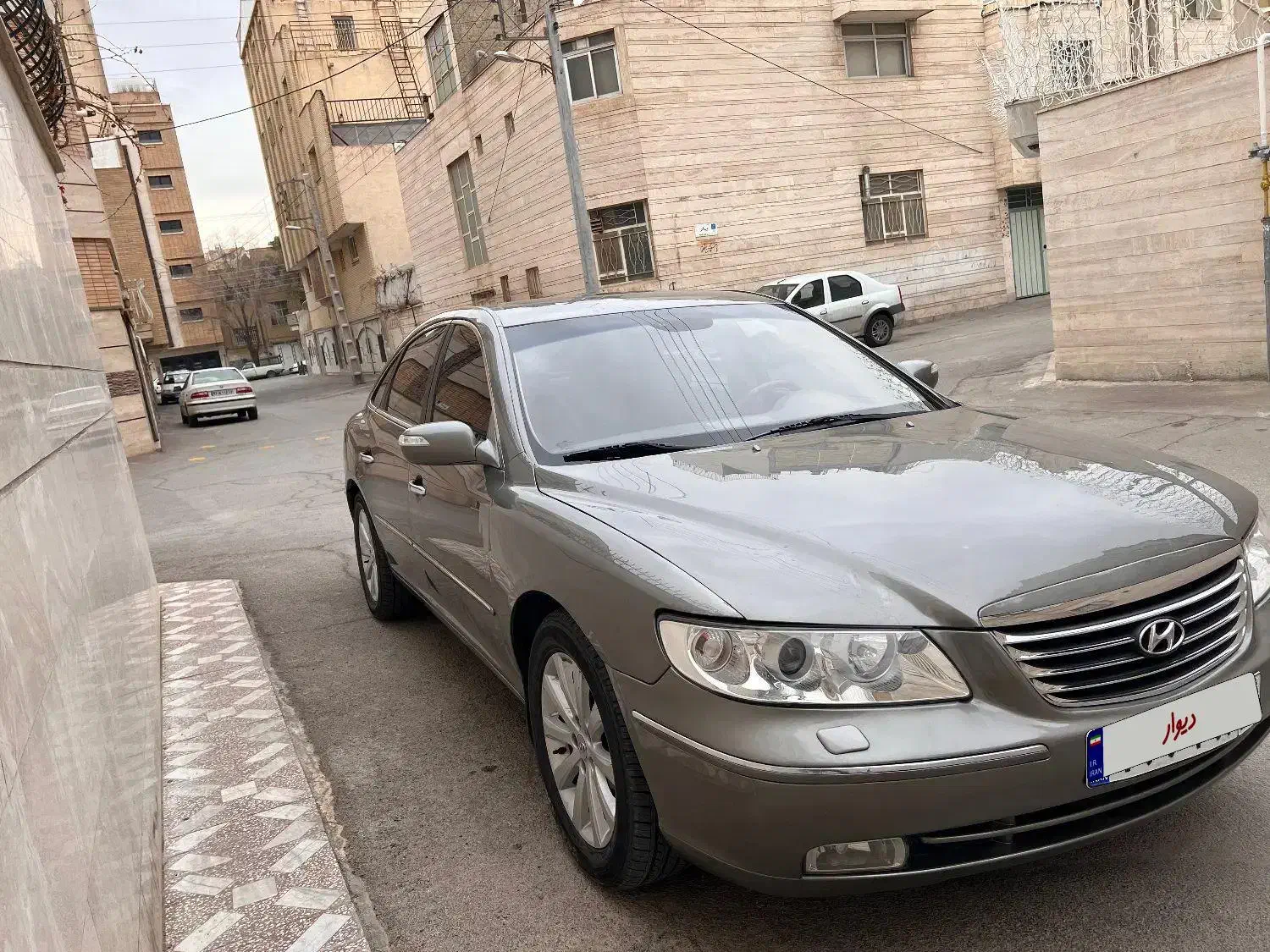 آزرا 2010فول بدون رنگ|خودرو سواری و وانت|اصفهان, ملاصدرا|دیوار