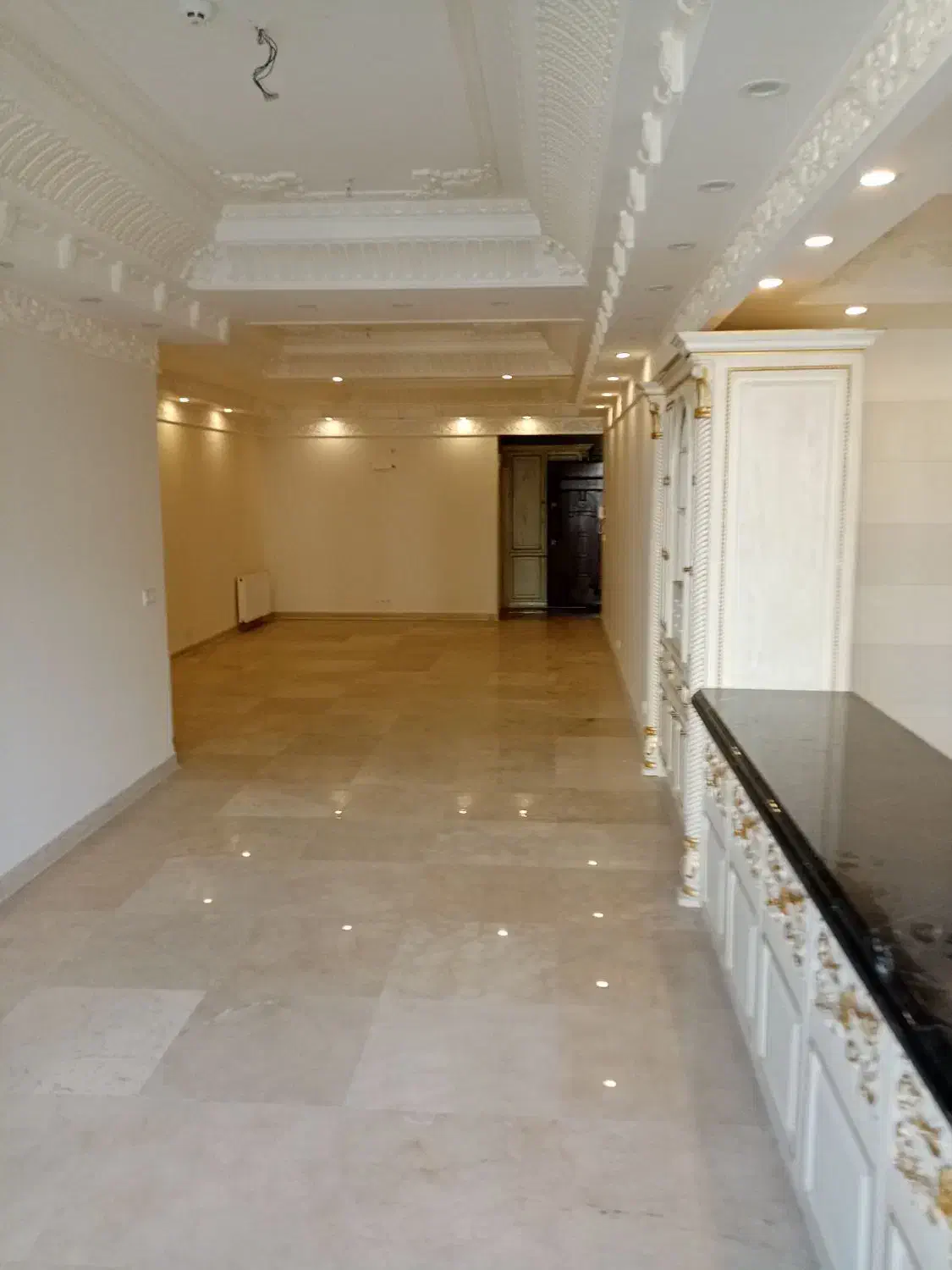 شریعتی سه راه طالقانی 150 متر 3 خواب 2 پارکینگ