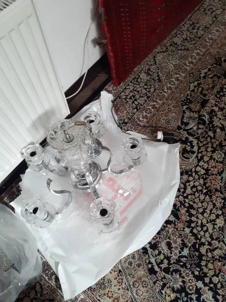 لوستر در حد نو|لوستر و چراغ آویز|قم, سراجه (۱۵ خرداد)|دیوار