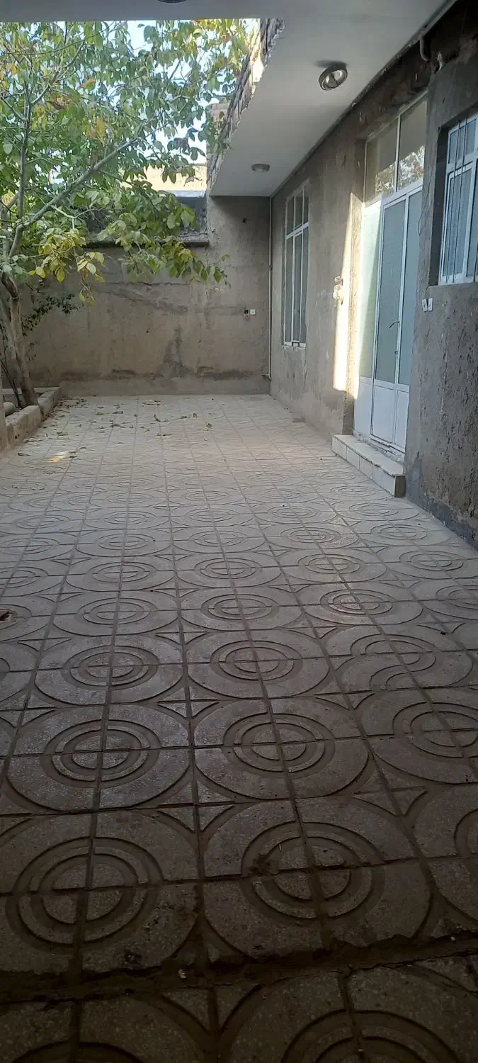 واحد ۷۰ متری حیاط دار|اجارهٔ خانه و ویلا|الیگودرز, |دیوار