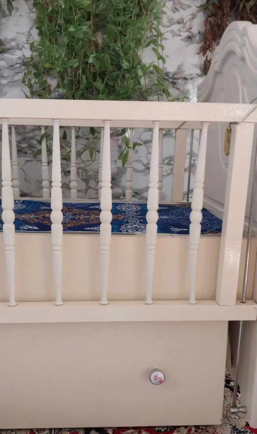 گهواره|تخت و صندلی بچه|همدان, |دیوار