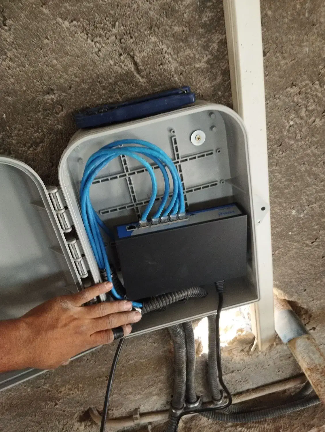 دوربین مداربسته با گارانتی|دوربین مداربسته|قم, چهل درخت|دیوار