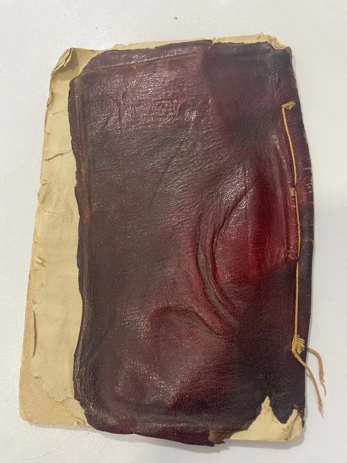 قرآن طلا عطیقه|کلکسیون اشیاء عتیقه|ملک‌آباد, |دیوار