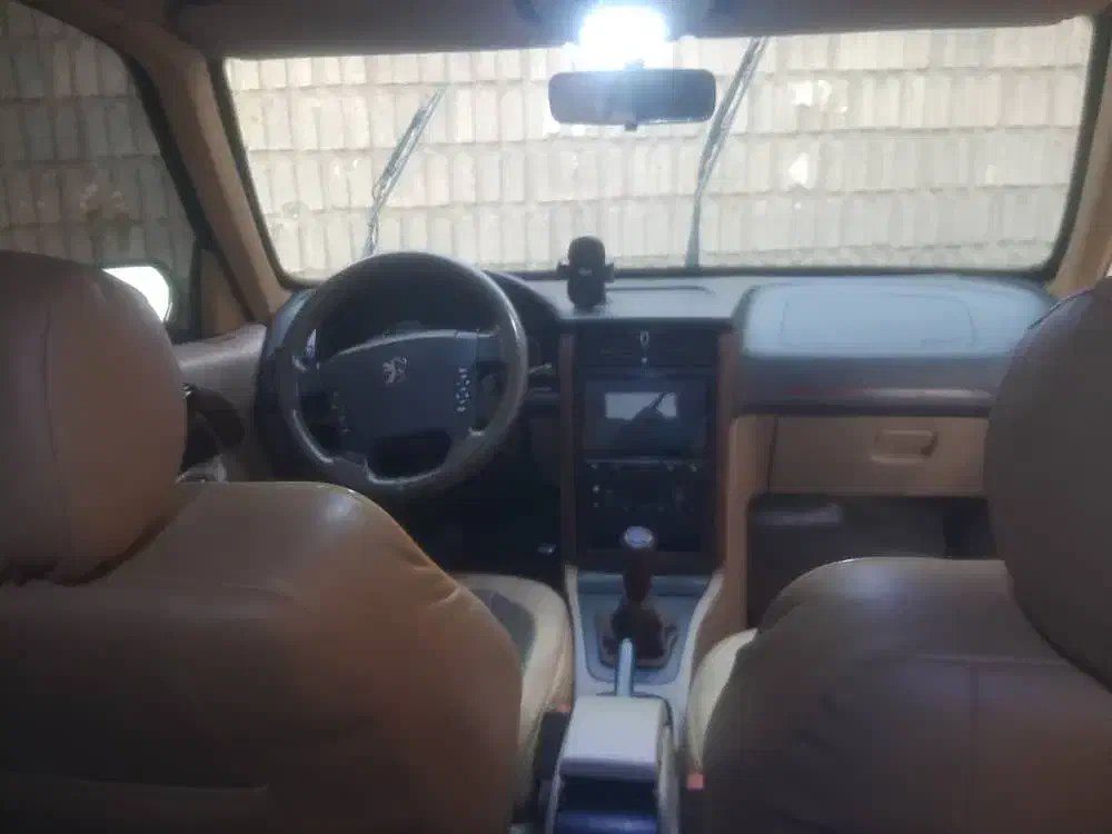 پژو پارس سال|خودرو سواری و وانت|شیراز, شهرک گلستان|دیوار