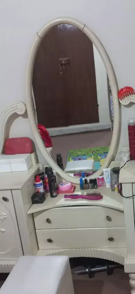 میز آرایش|آینه|ساوه, |دیوار