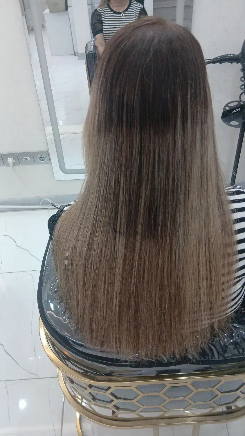 تخفیف رنگ مو به مناسبت یلدا و روز زن|خدمات آرایشگری و زیبایی|کرمانشاه, |دیوار