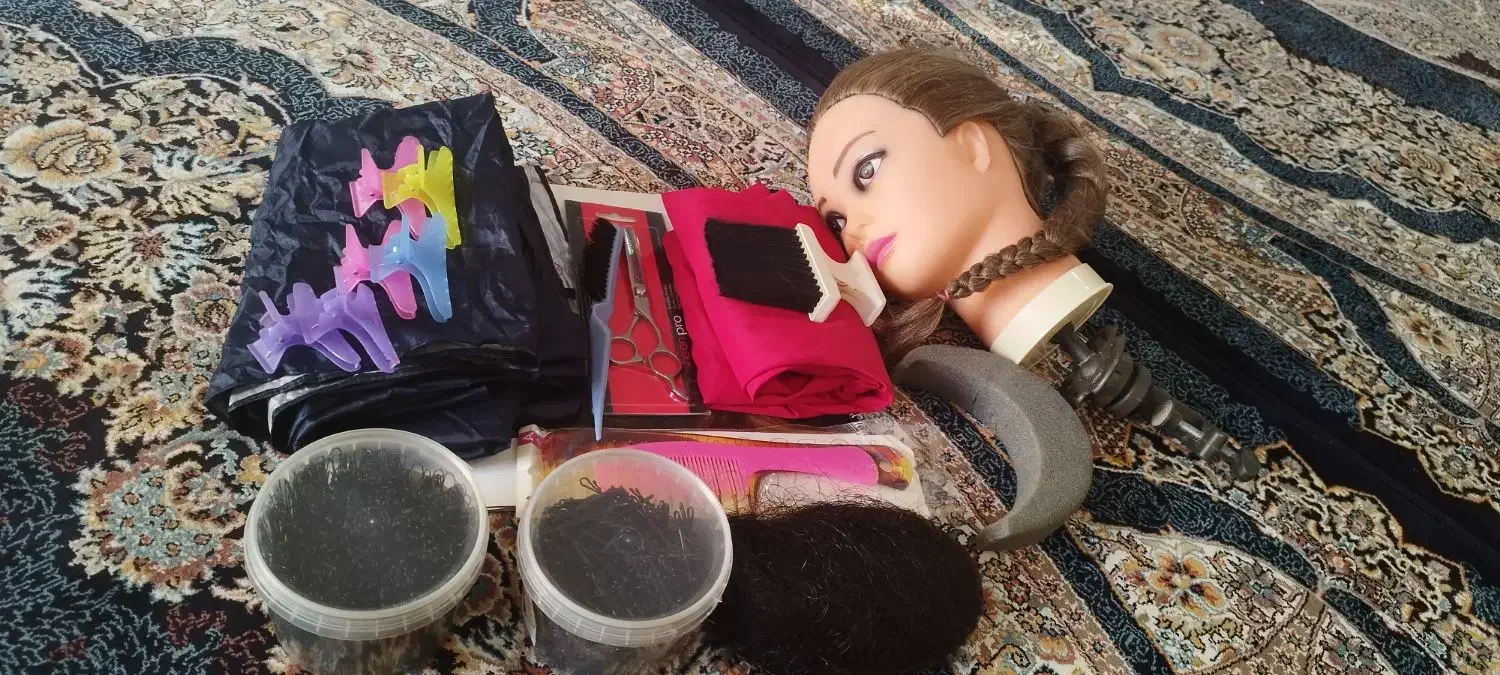 وسایل آرایشگری در حد نو|آرایشگاه و سالن‌های زیبایی|اندیمشک, |دیوار