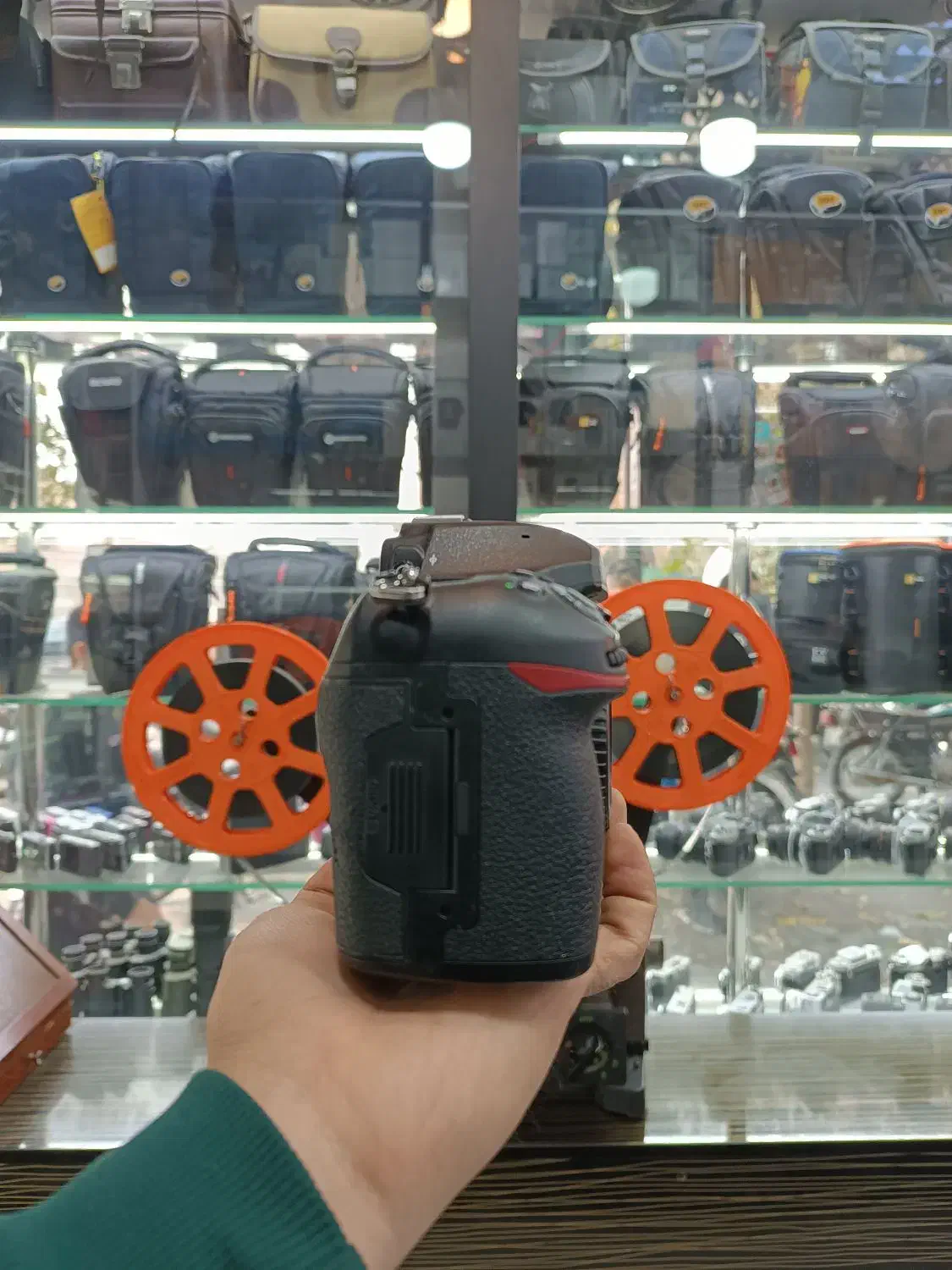 Nikon 850 body|دوربین عکاسی و فیلم‌برداری|تهران, پامنار|دیوار