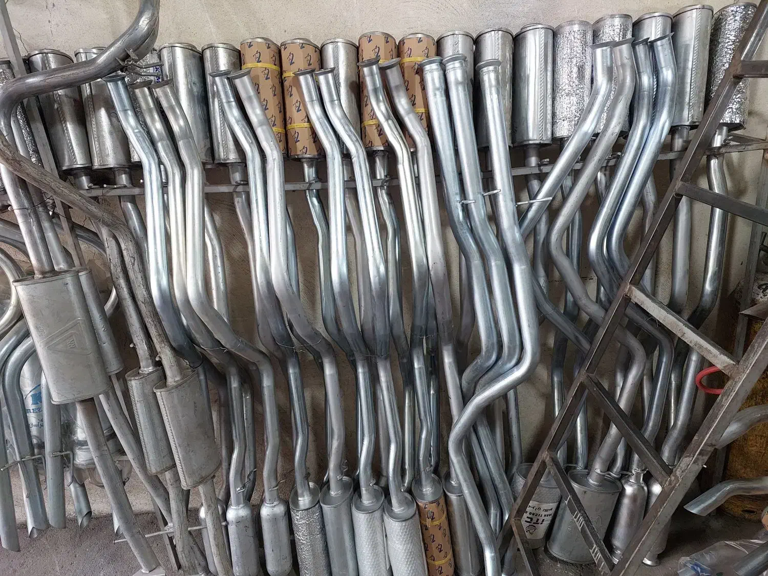 اگزوز|قطعات یدکی و لوازم جانبی|کرج, بنیاد|دیوار