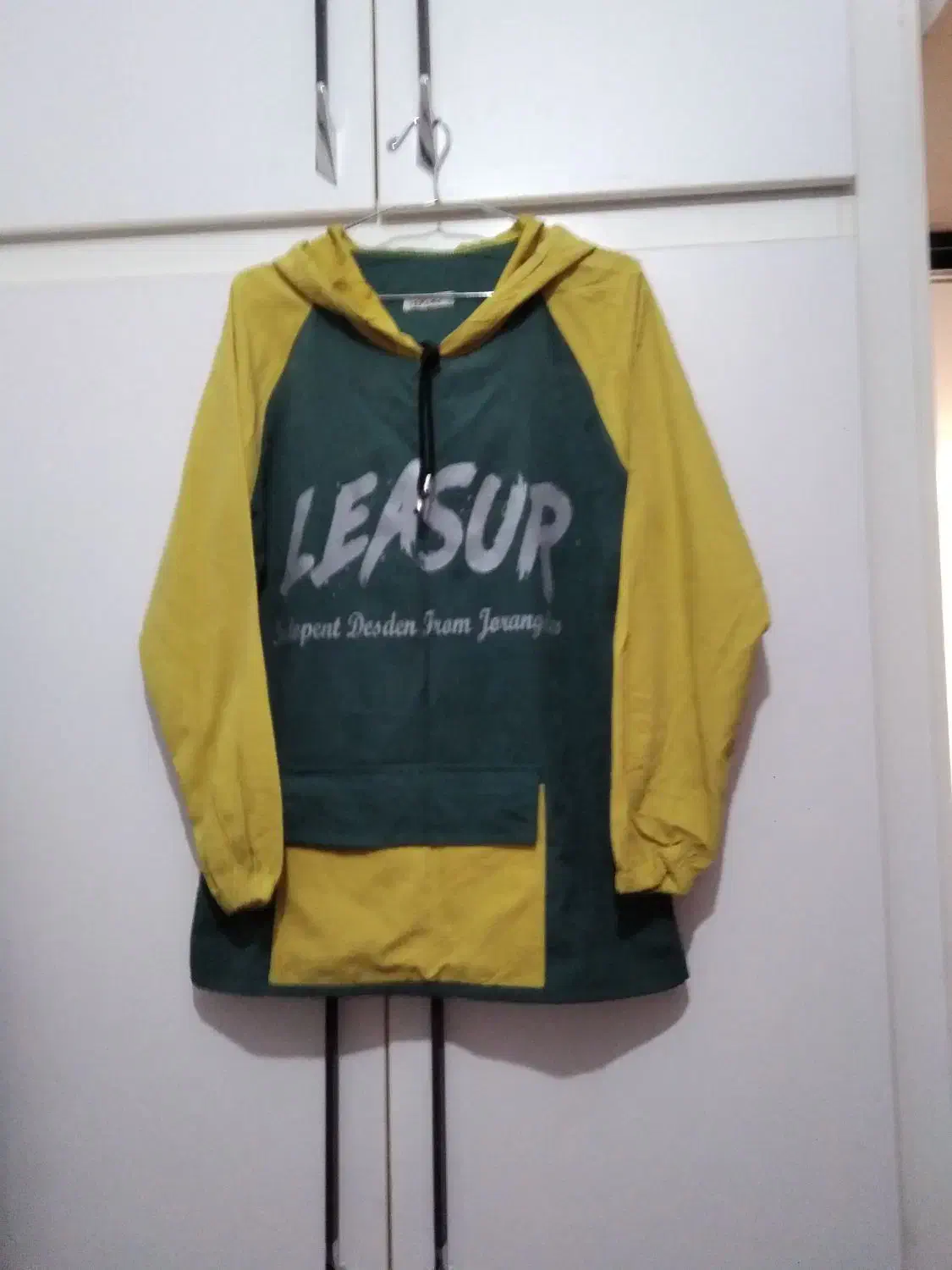 لباس|لباس|شاهینشهر, مسکن مهر|دیوار