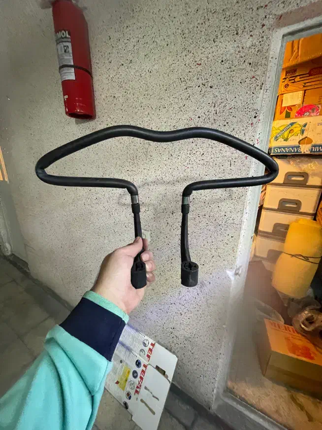 جا لباسی|بندرخت و رخت‌آویز|همدان, |دیوار