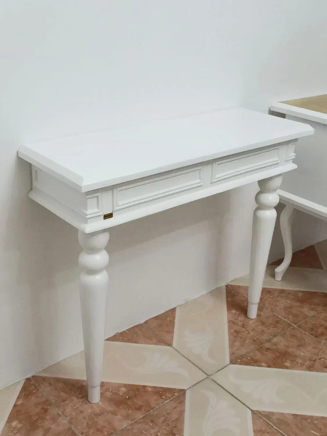 میز کنسول دوپایه کنار سالنی و ورودی (بووبا)|بوفه، ویترین، کنسول|ارومیه, |دیوار