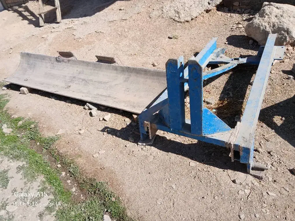 ادوات تراکتور|ماشین‌آلات صنعتی|درودزن, |دیوار