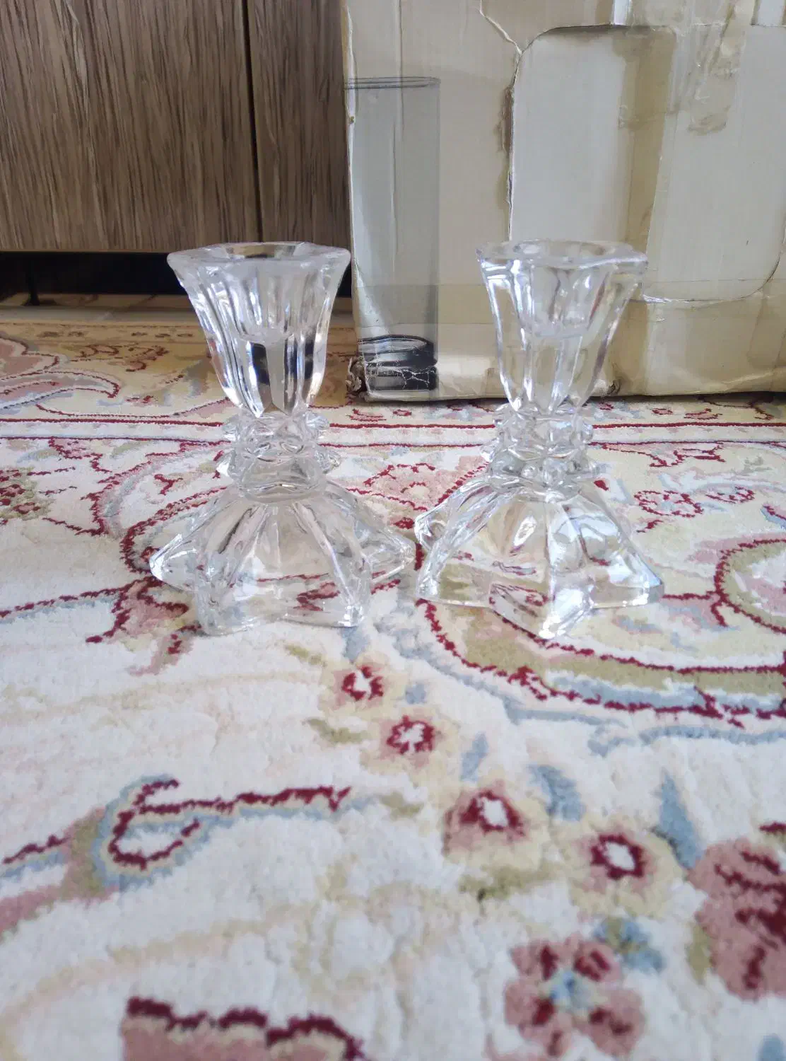 تعدادی ظرف|ظروف سرو و پذیرایی|شهرکرد, |دیوار