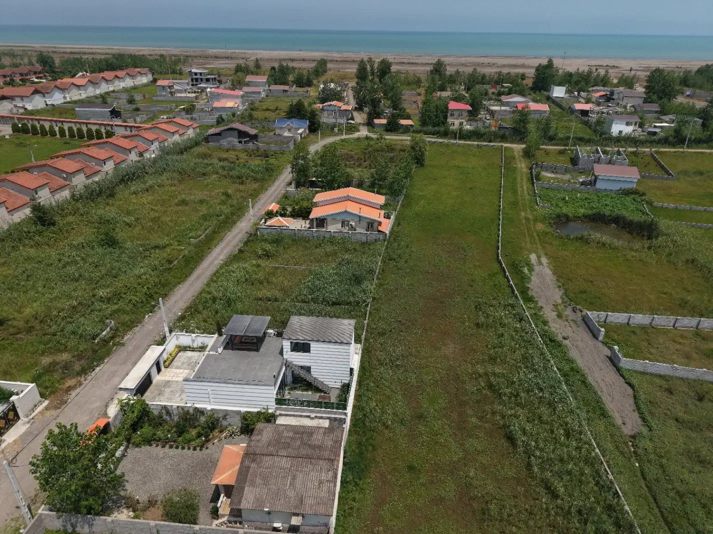 زمین شهرکی/ در منطقه برند و ازاد چاف و چمخاله|فروش زمین و ملک کلنگی|رشت, باهنر|دیوار