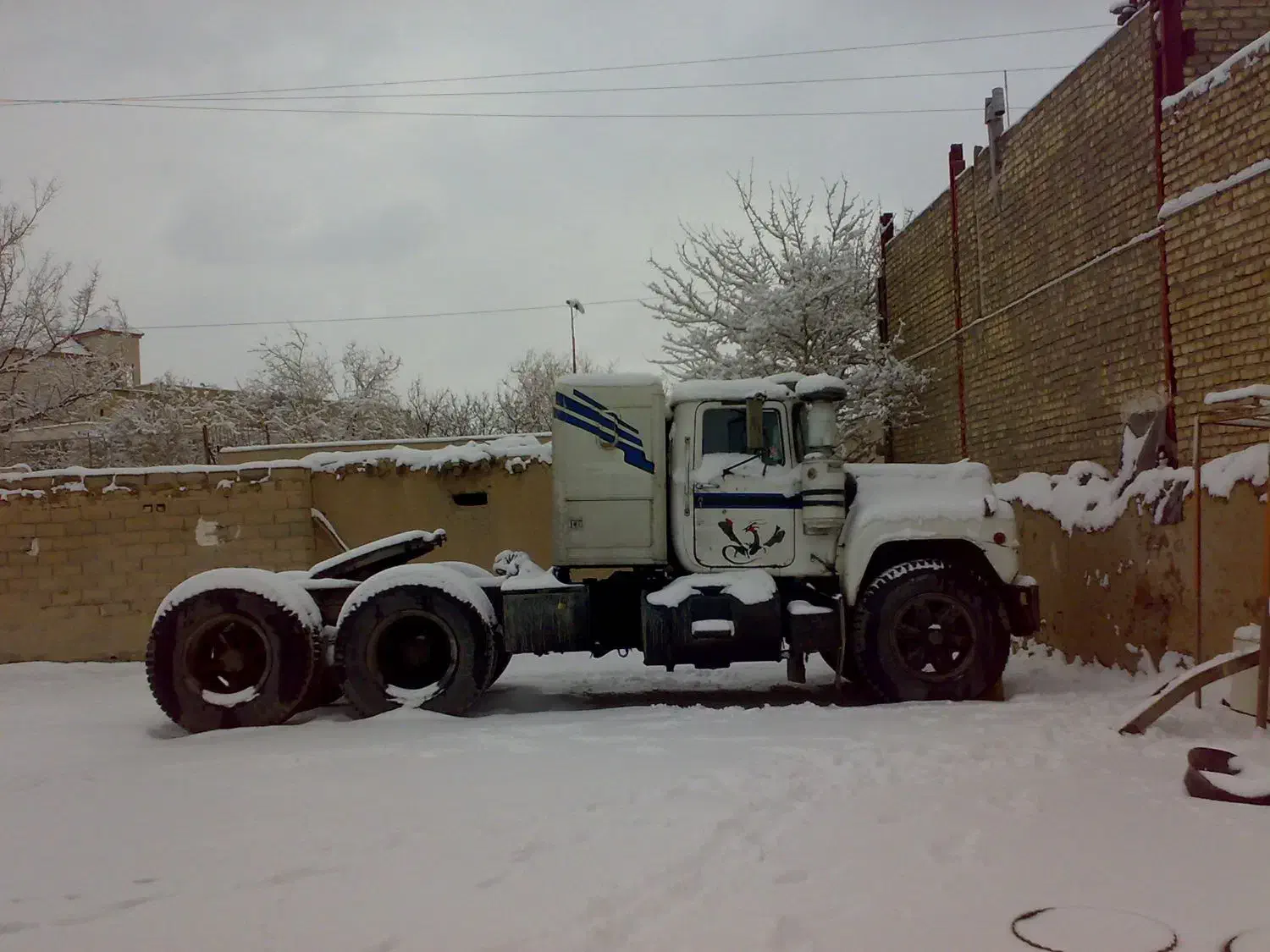 ماک کشنده|خودرو سنگین|ابریشم, |دیوار