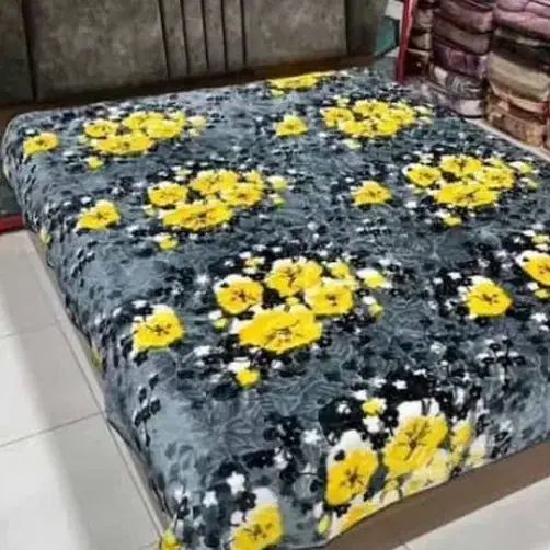 پتو حراجی پایین تر از قیمت عمده|رختخواب، بالش، پتو|آبادان, |دیوار