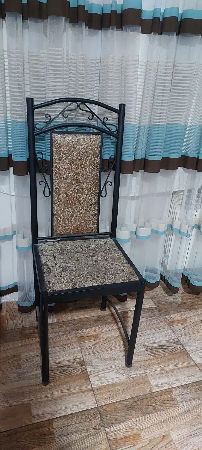 صندلی|کافی‌شاپ و رستوران|رباط‌کریم, رباط‌کریم|دیوار