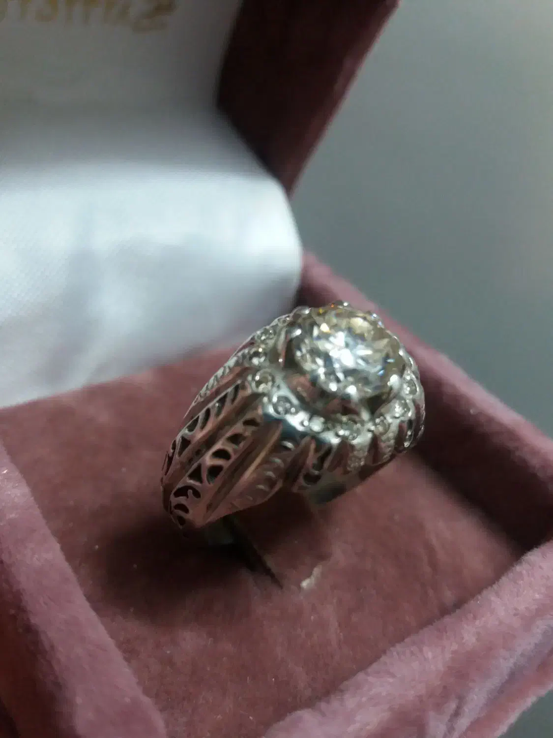 انگشتر مزونایت با مخراج ۱۶ عدد برلیان اصل|بدلیجات|مشهد, شهید رضوی|دیوار