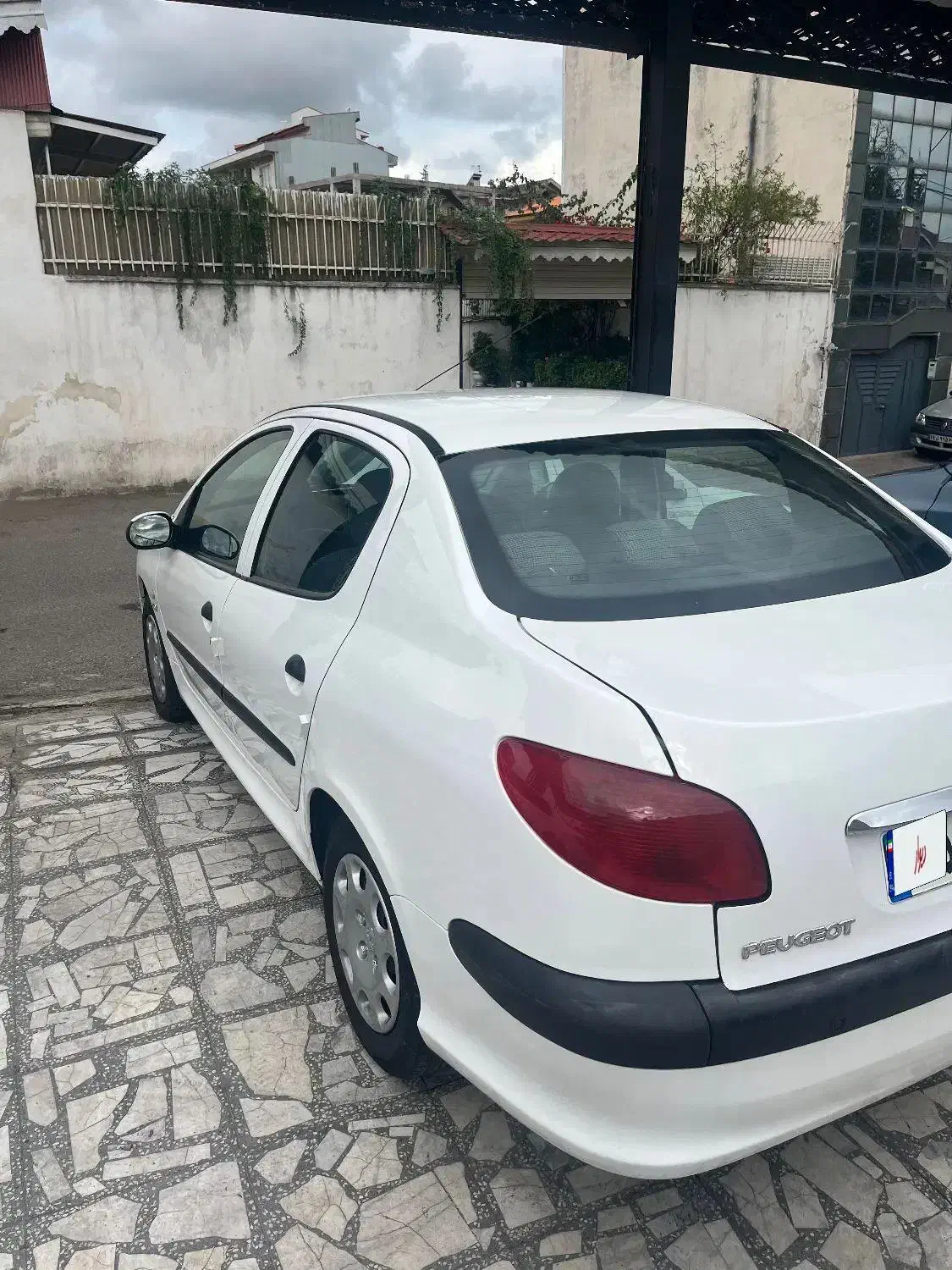 ۲۰۶ موتور v8|خودرو سواری و وانت|رشت, پل تالشان|دیوار