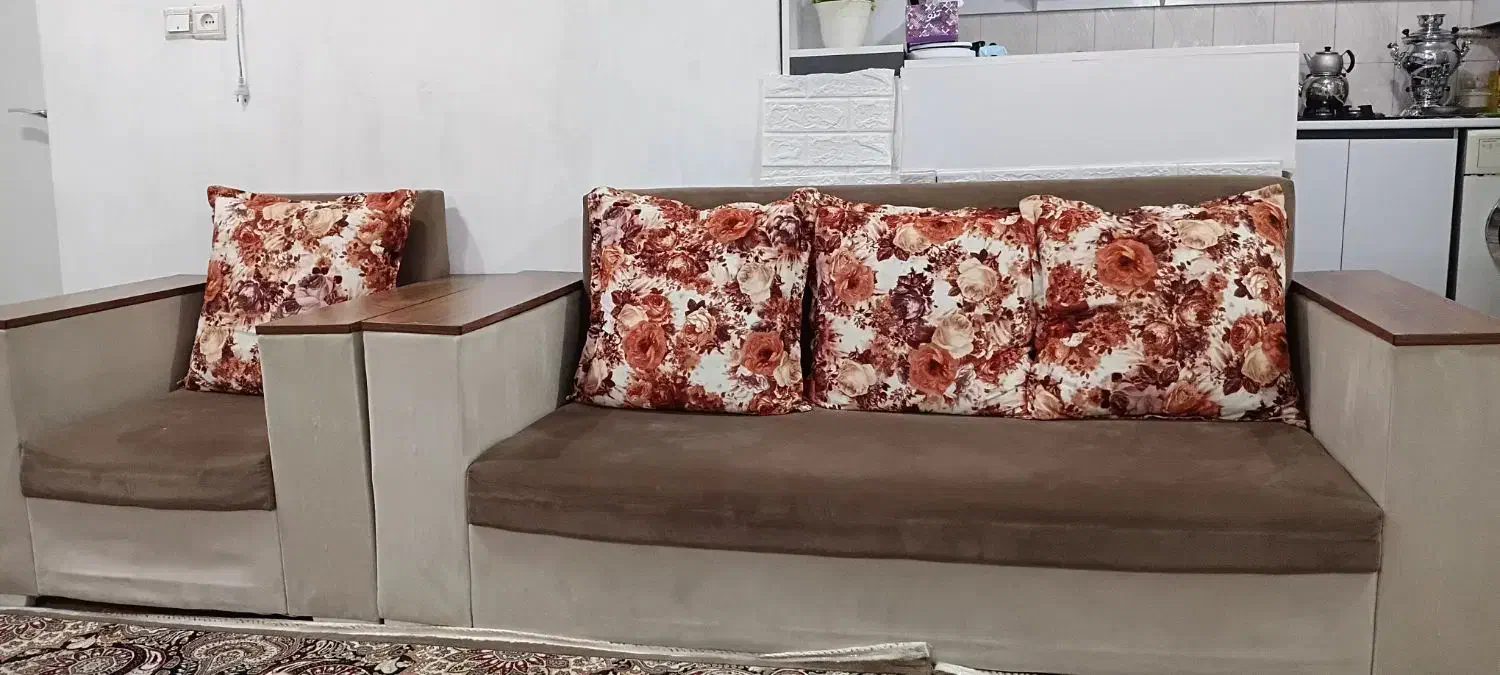 مبلمان ۷ نفره|مبلمان خانگی و میز عسلی|لشت نشا, |دیوار