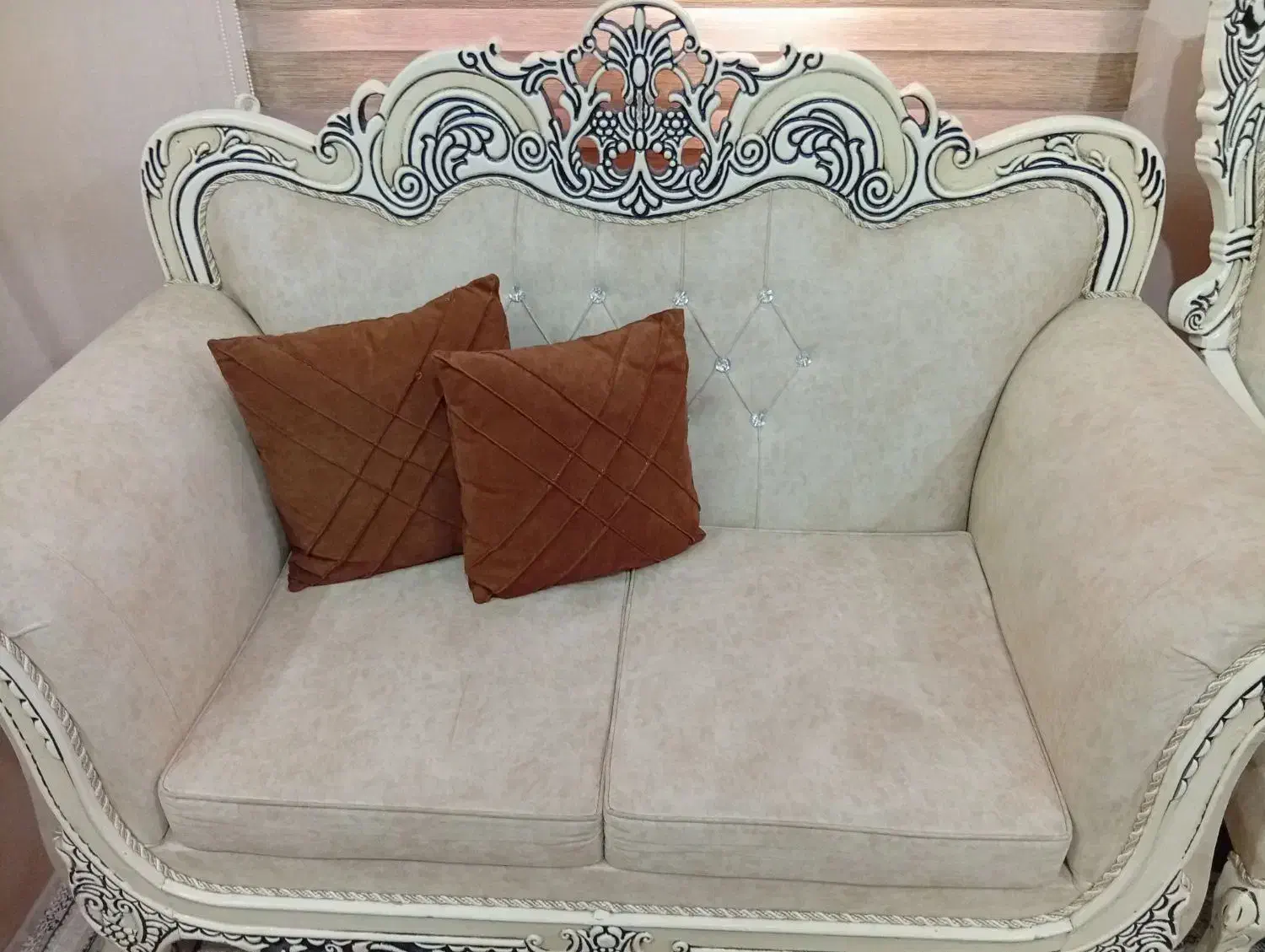 مبلمان|مبلمان خانگی و میز عسلی|خوی, |دیوار