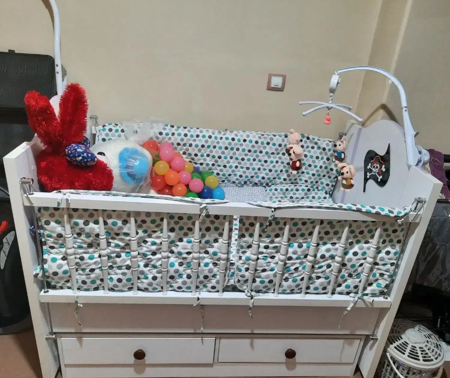 تخت وکمد بچه|تخت و سرویس خواب|تهران, وصفنارد|دیوار