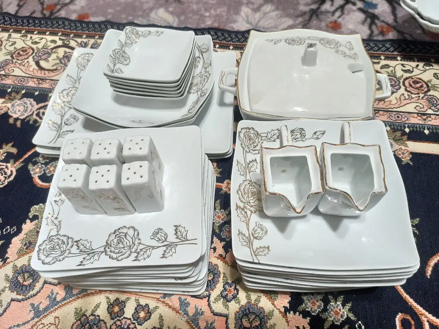 ظروف چینی پردیس کارکرده|ظروف سرو و پذیرایی|ارومیه, |دیوار