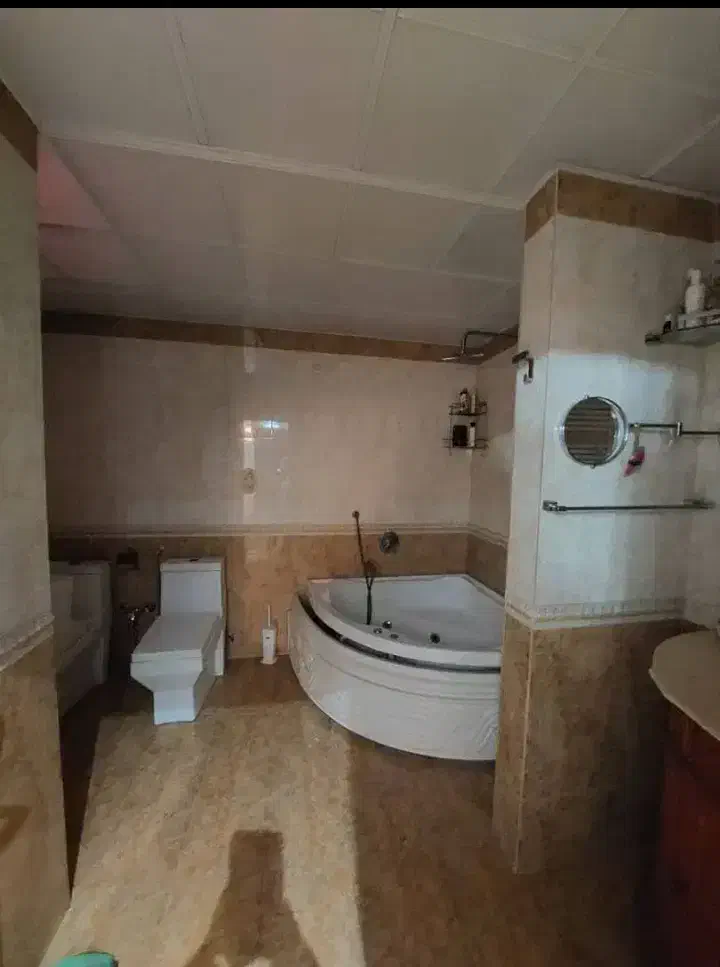 ۲۰۰ متر ، ۳ خواب ، تک واحدی فول ، نور و نقشه