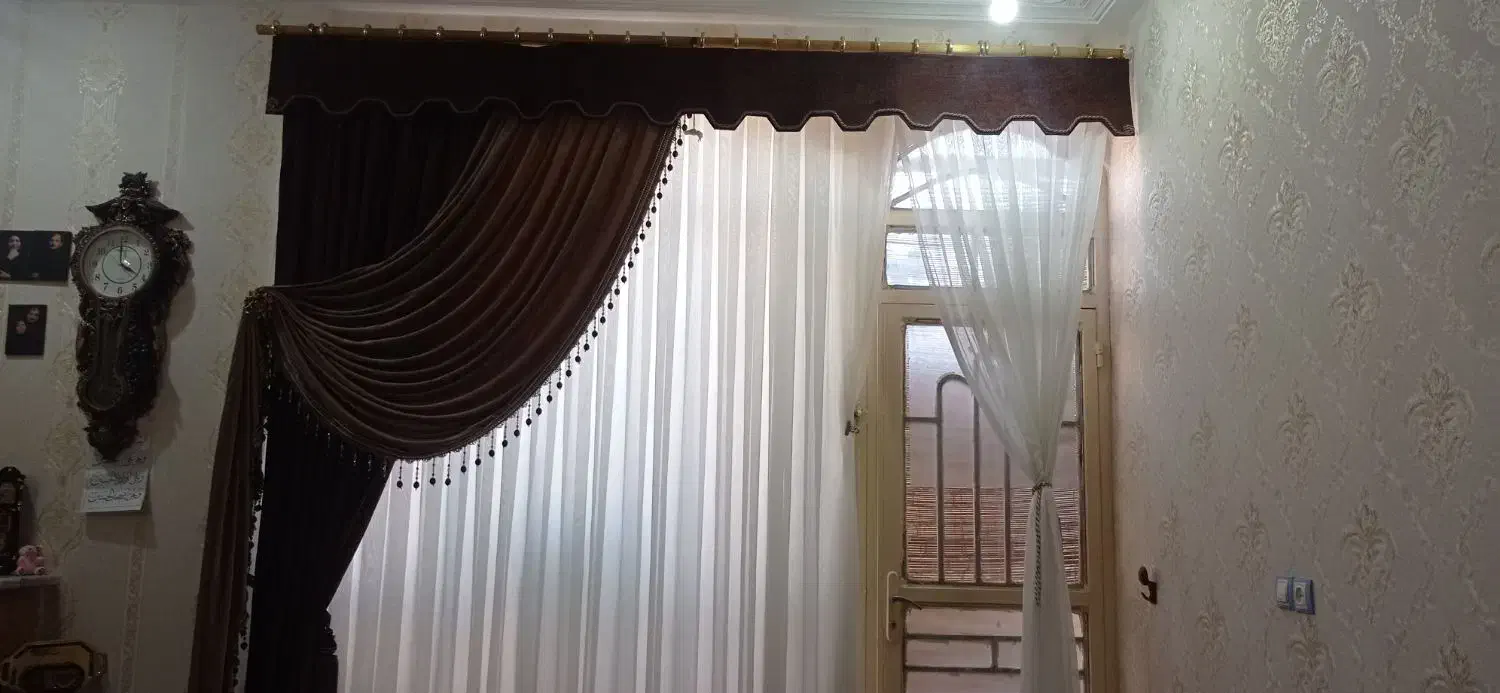 پرده سه متری کامل به همراه چوب پرده|پرده، رانر، رومیزی|تربتحیدریه, باغ سلطانی|دیوار