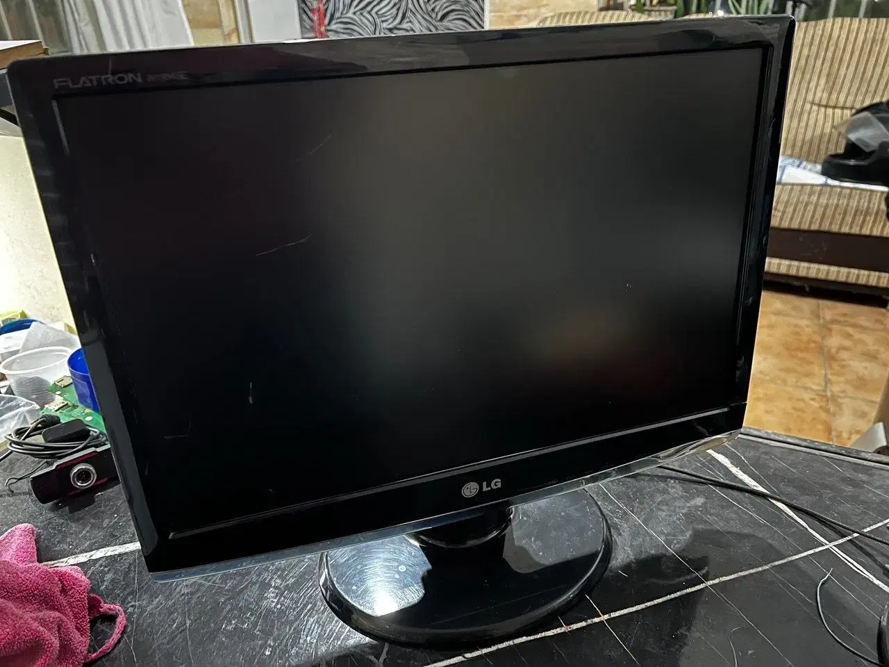 مانیتور LCD ال جی 19 اینچ|قطعات و لوازم جانبی رایانه|شهریار, شهریار|دیوار