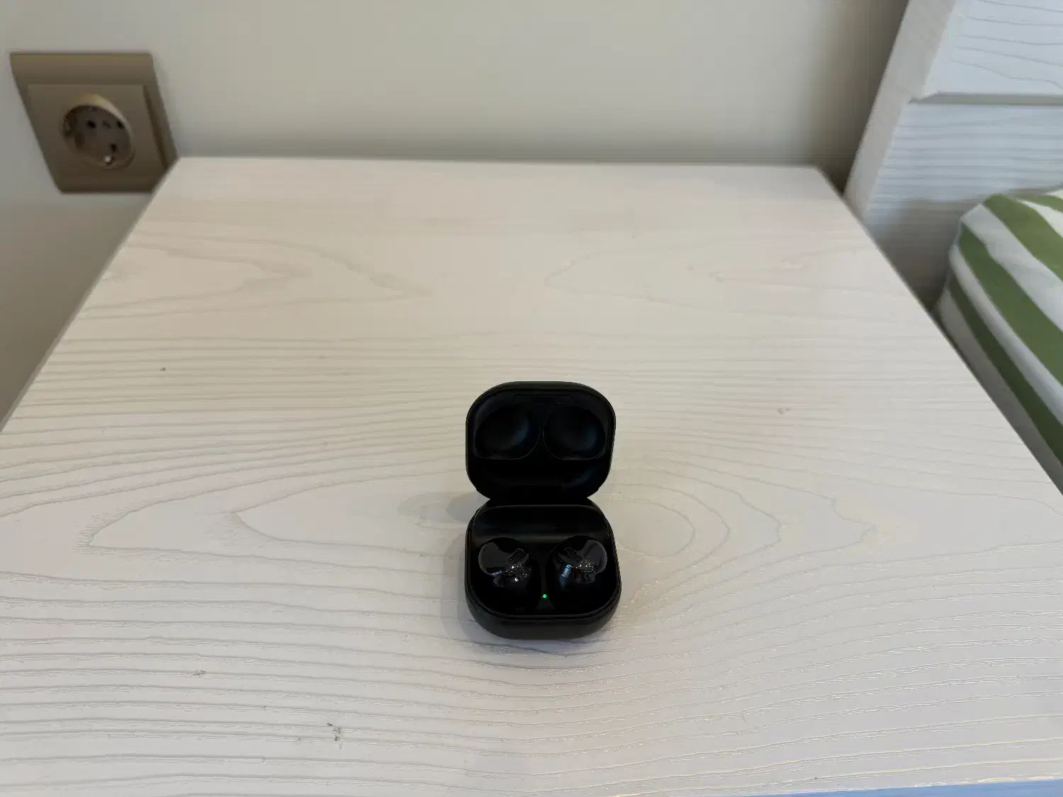 گلگسی بادس پرو|لوازم جانبی موبایل و تبلت|اصفهان, دشتستان|دیوار