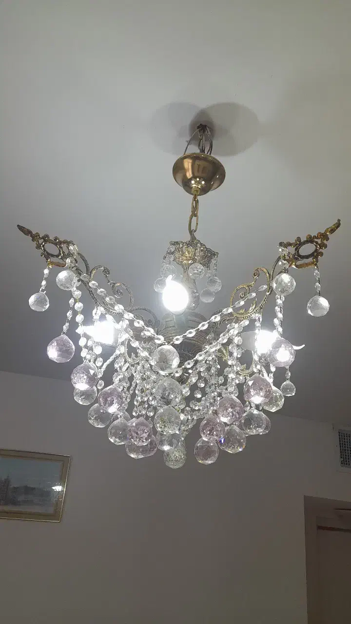 لوستر برنز|لوستر و چراغ آویز|هشتگرد, فاز ۷ مهستان|دیوار