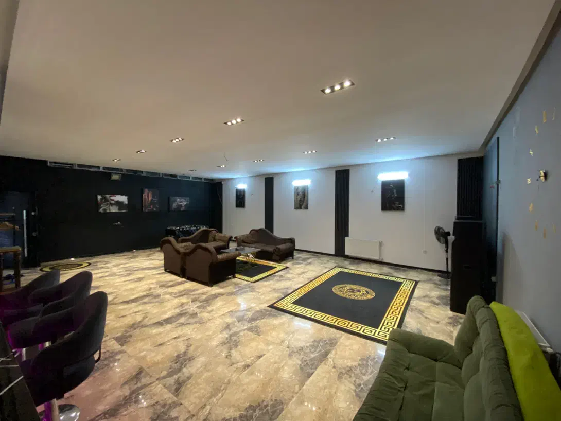 اجاره روزانه تک خواب با فوتبال دستی (تحویل ازصبح|اجارهٔ کوتاهمدت ویلا و باغ|رودهن, |دیوار