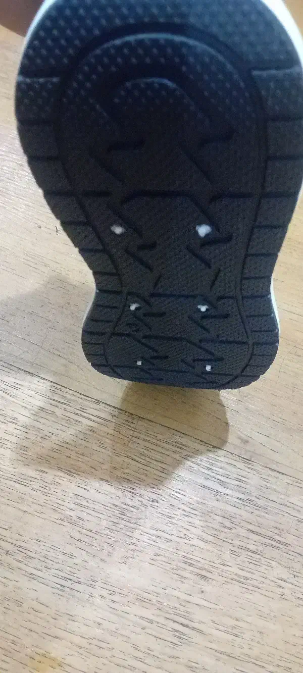 کتونی اورجینال نو|کیف، کفش، کمربند|رشت, توشیبا|دیوار