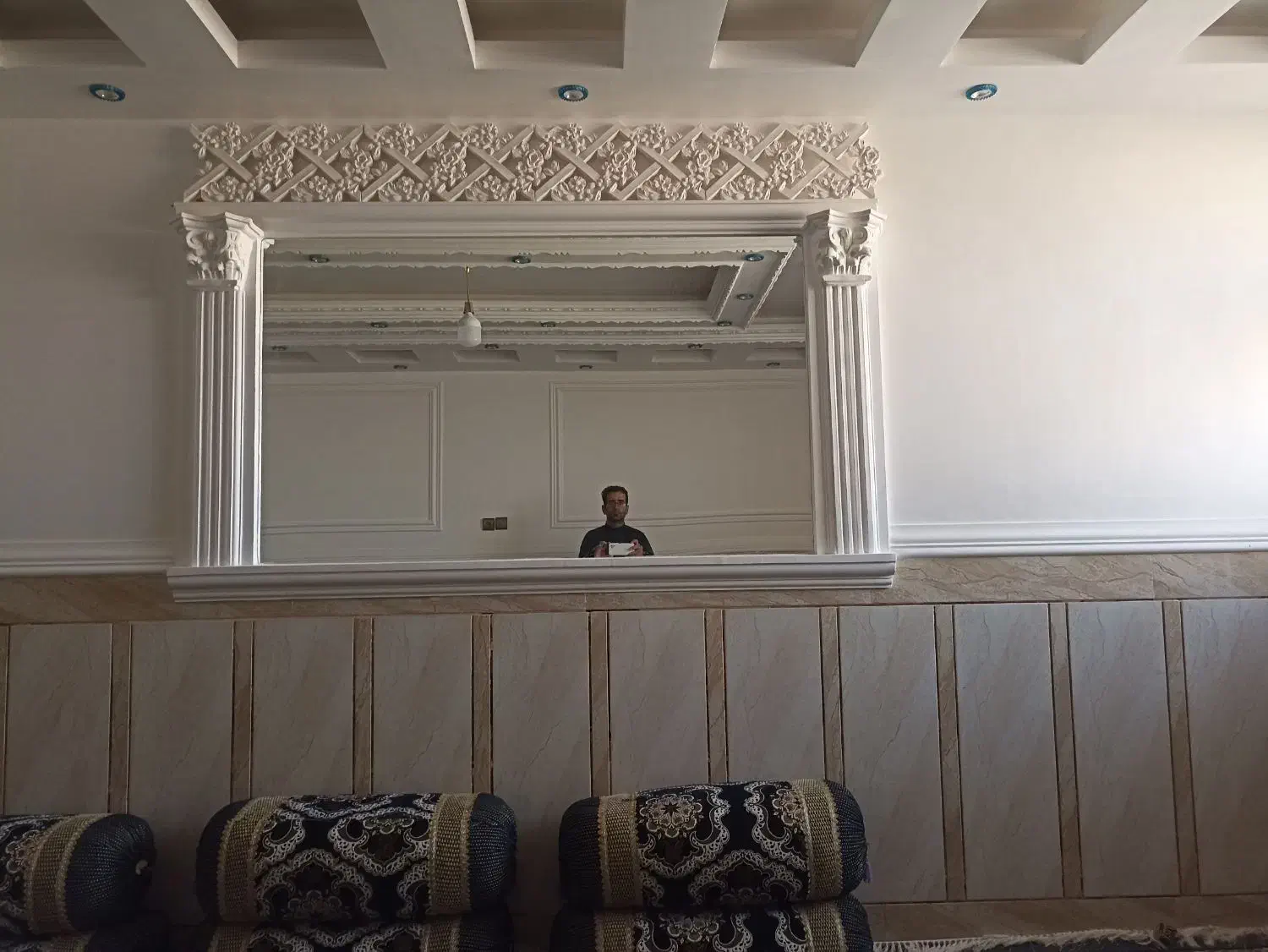 گچکاری گچ کاری لکه گیری|خدمات پیشه و مهارت|ایرانشهر, |دیوار