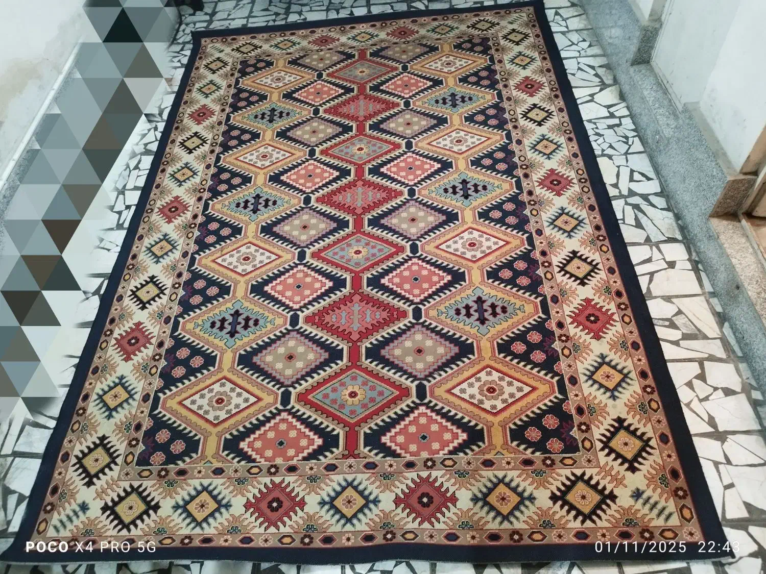 فرش گلیم با قیمت مناسب|فرش|رشت, گلزاران|دیوار