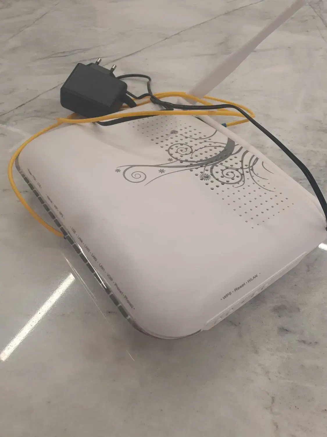 مودم فیبرنوری، مدل فایبرهوم در حد نو|مودم و تجهیزات شبکه|قم, سالاریه|دیوار