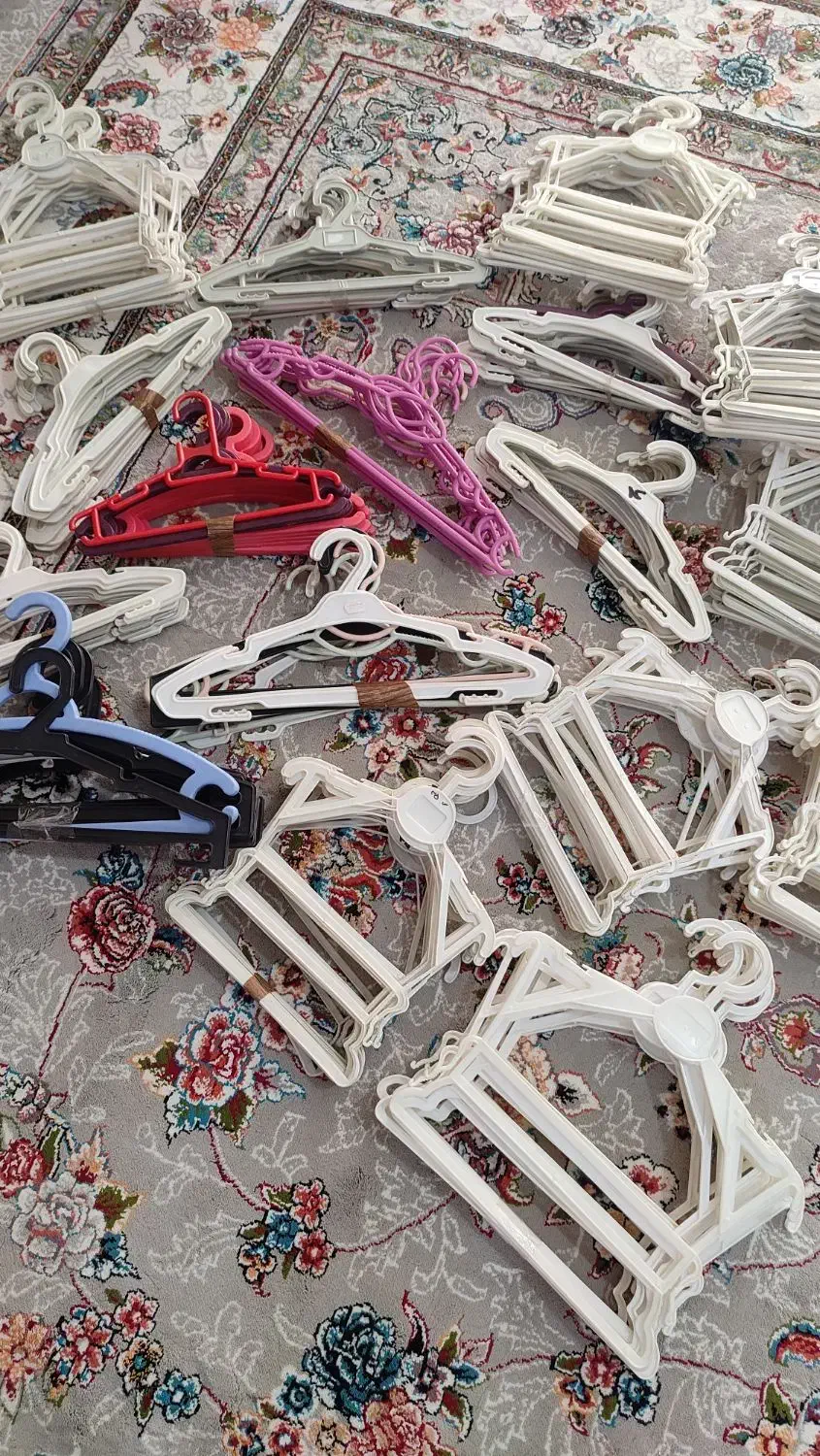 چوب لباسی|بندرخت و رختآویز|مرودشت, بیست متری بیمارستان|دیوار