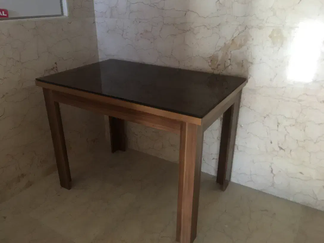 میز غذاخوری ۴ نفره با صندلی|میز و صندلی غذاخوری|اردبیل, |دیوار