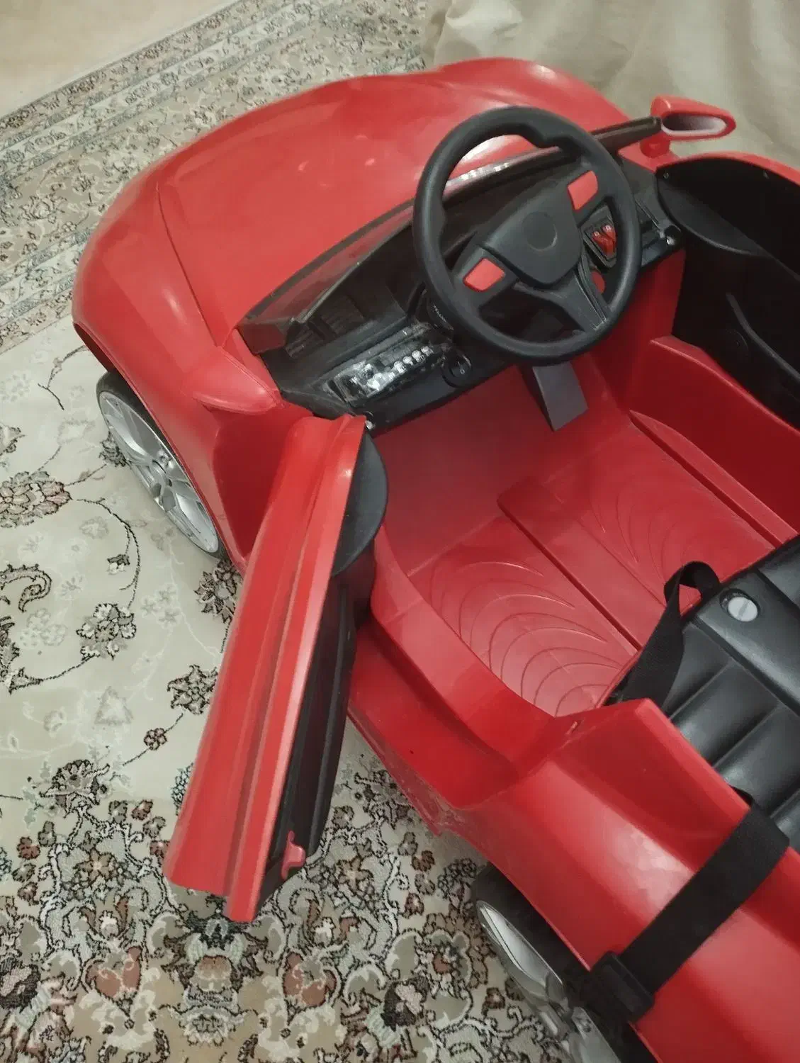 ماشین شارژی|اسباب‌بازی بچه|قزوین, |دیوار