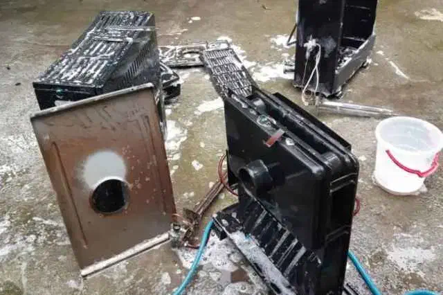 تعمیرات|آبگرمکن، پکیج، شوفاژ|کرمان, |دیوار