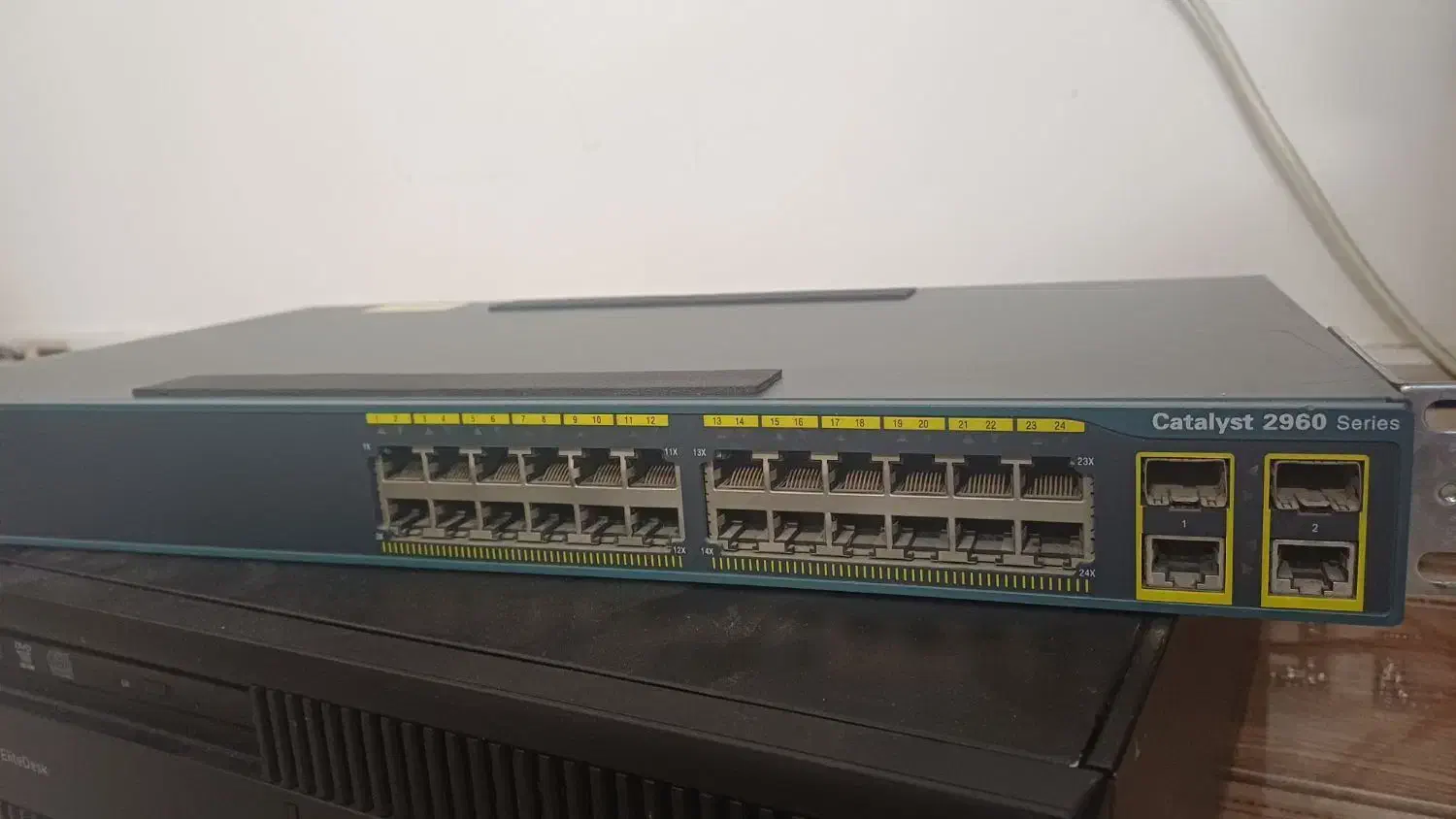 سوئیچ سیسکو C2960-24TC-L|مودم و تجهیزات شبکه|تهران, خاوران|دیوار