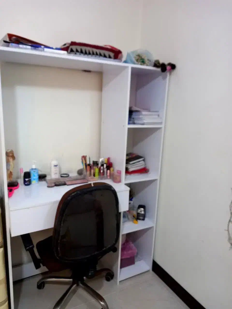 میز مطالعه و آرایشی|میز تحریر و کامپیوتر|فولادشهر, C5|دیوار