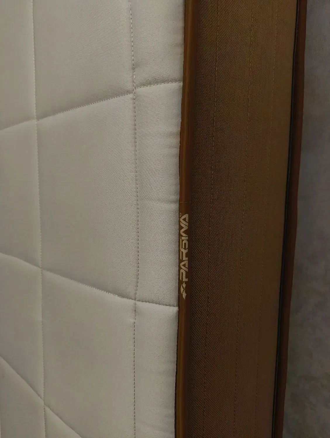 تشک نوجوان تمیز با ضمانت|تشک تختخواب|اصفهان, باغ فردوس|دیوار