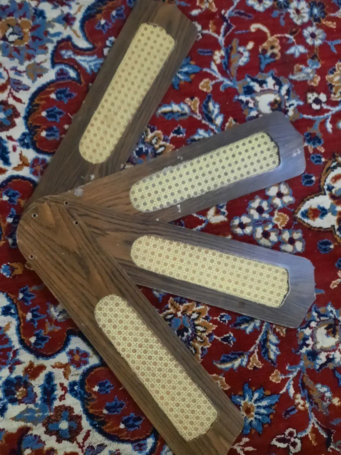 پره پنکه سقفی(پنکه لوستری)|پنکه و تصفیه‌کنندهٔ هوا|اهواز, کوی رمضان|دیوار