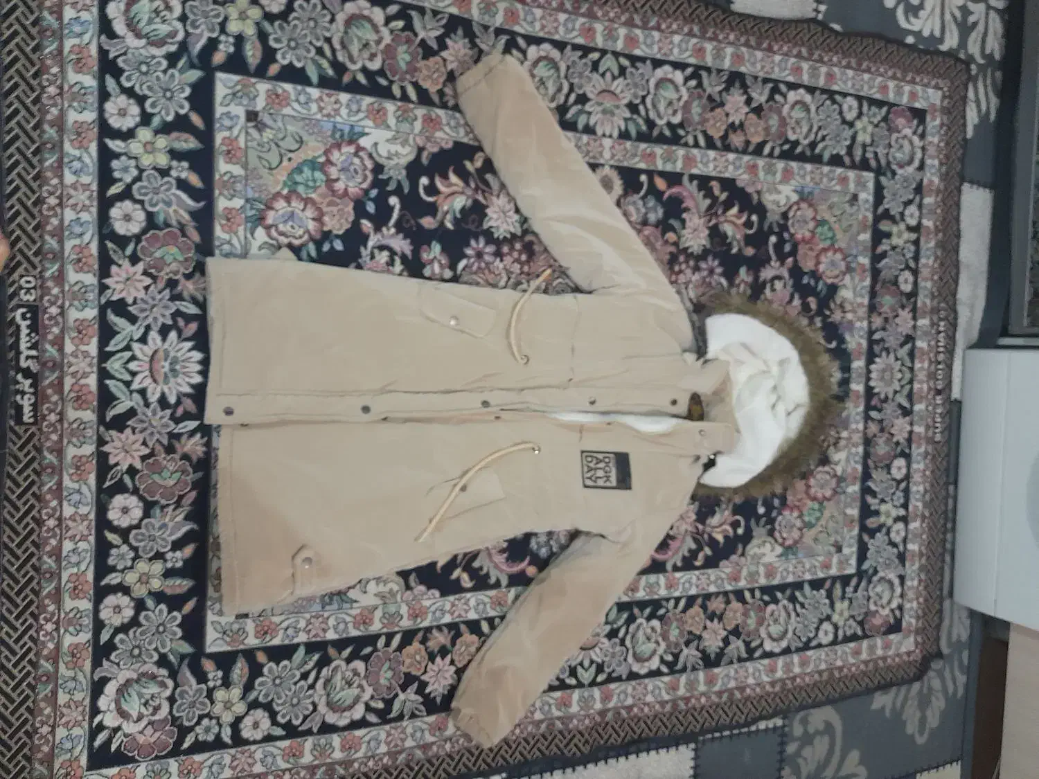 کاپشن|لباس|قم, علی آباد سعدگان|دیوار